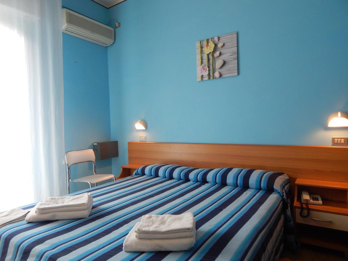 Hotel Vera 里乔内 外观 照片