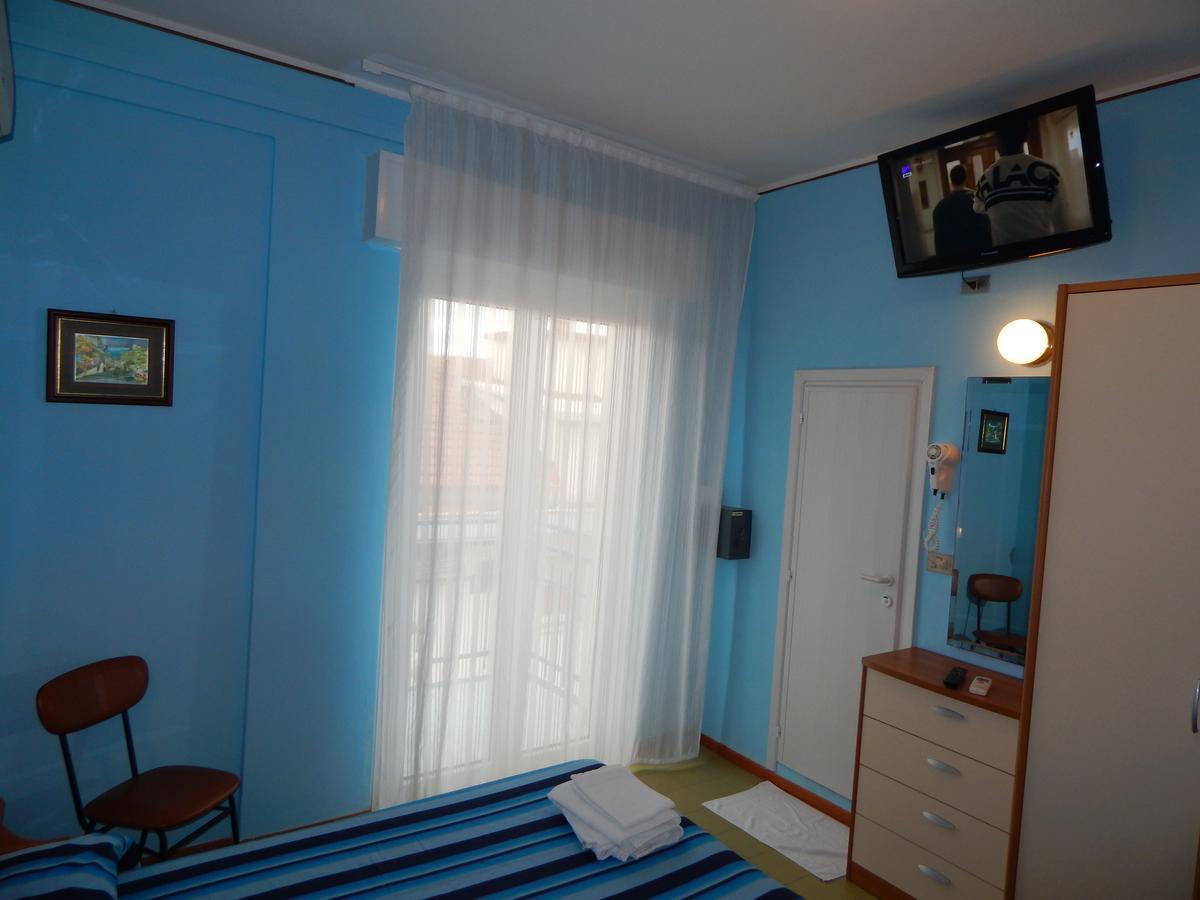 Hotel Vera 里乔内 外观 照片