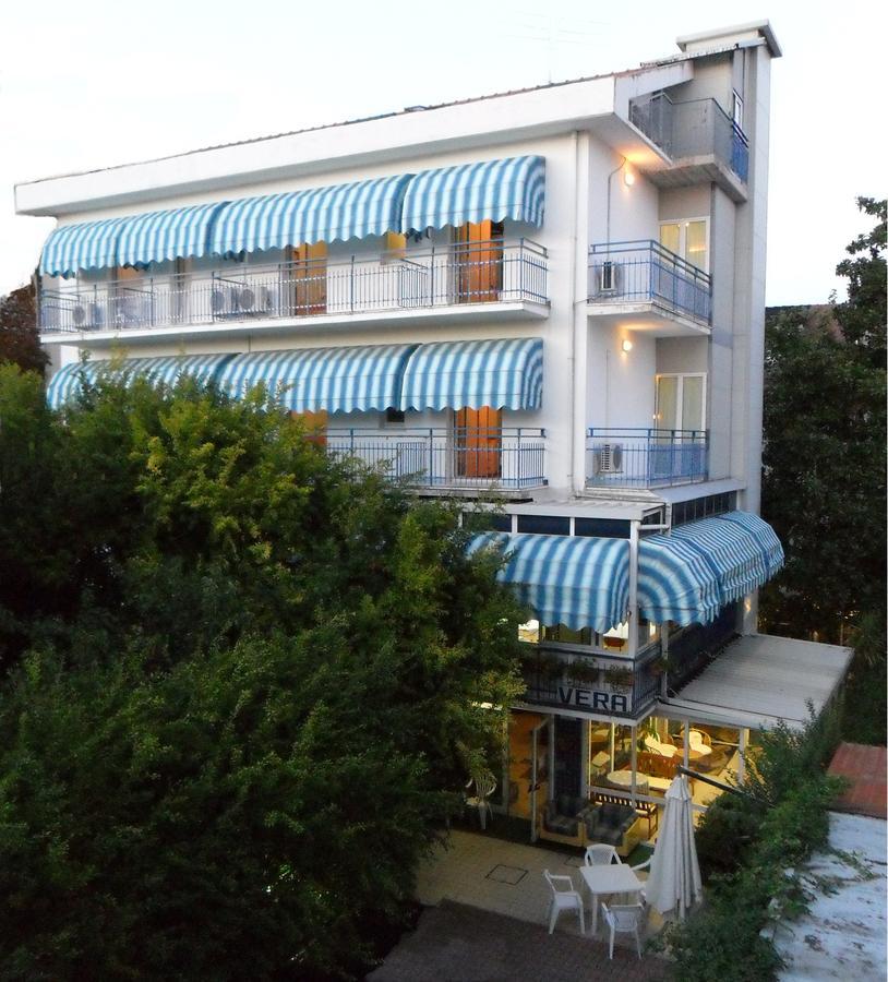 Hotel Vera 里乔内 外观 照片