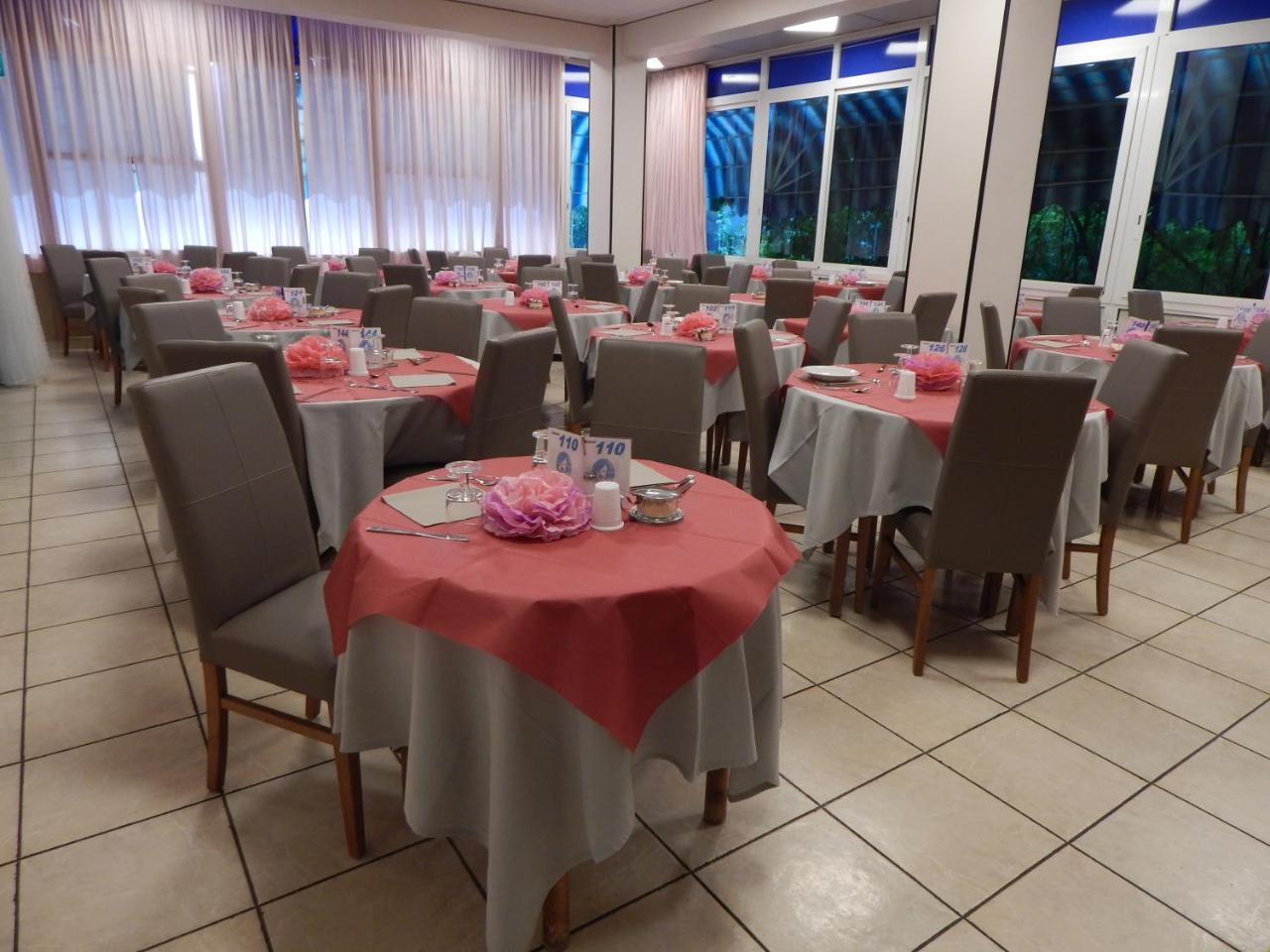Hotel Vera 里乔内 外观 照片