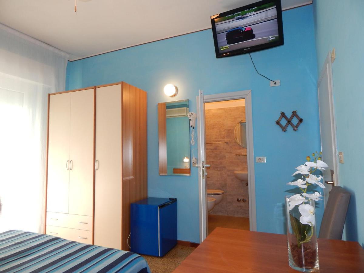 Hotel Vera 里乔内 外观 照片